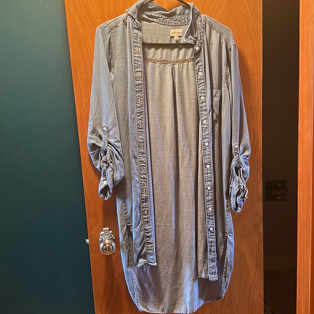 A long Jean colored tshirt/dress